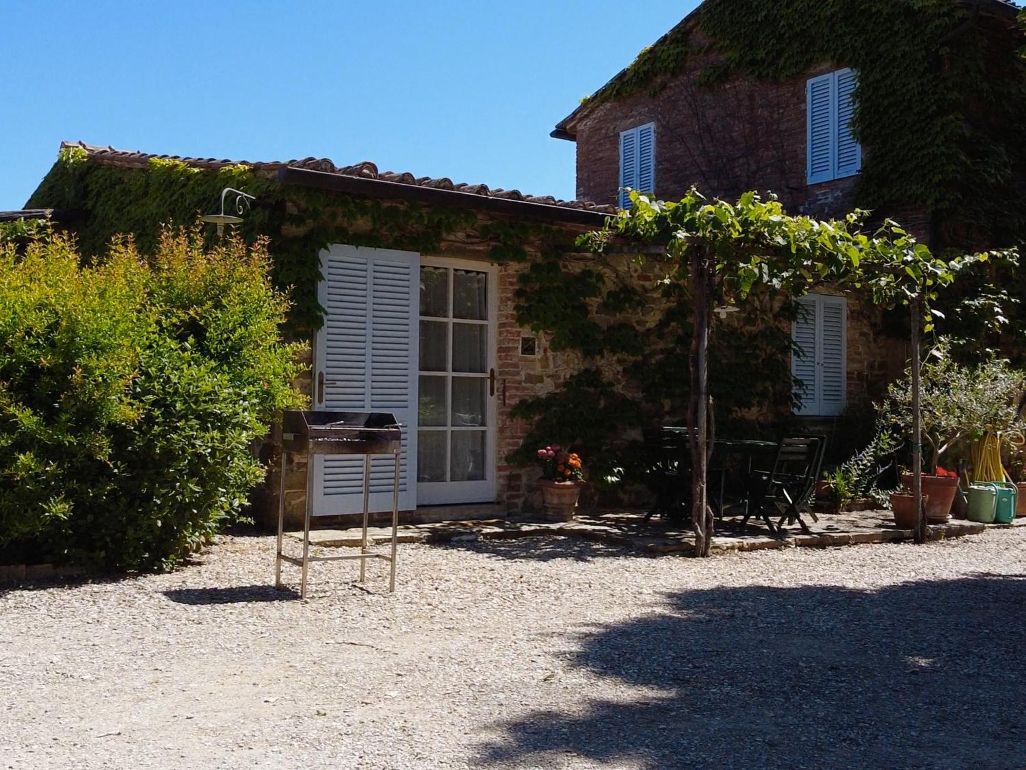 Agriturismo Fattoria Santa Vittoria Pozzo  Екстер'єр фото